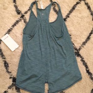Lululemon tank top